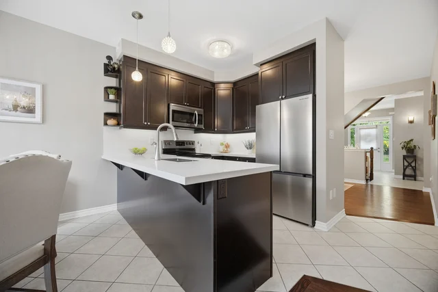 545 Gibson Crescent, Milton - photo 37