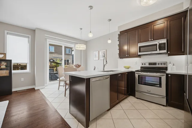545 Gibson Crescent, Milton - photo 40