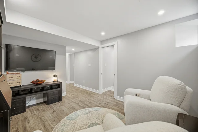 545 Gibson Crescent, Milton - photo 76