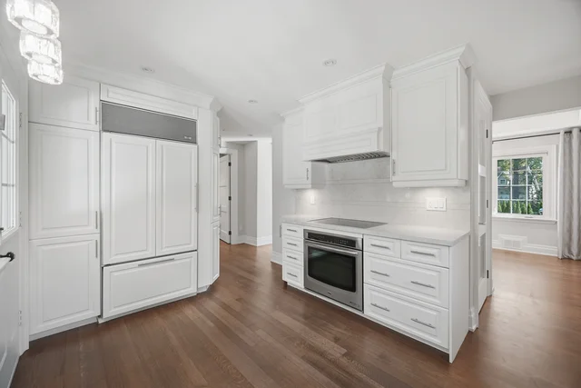 1037 Lakeshore Road West, Oakville - photo 34