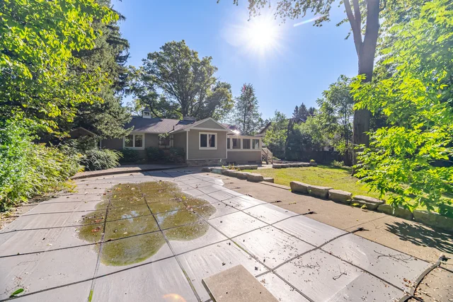 1037 Lakeshore Road West, Oakville - photo 79