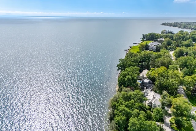 1037 Lakeshore Road West, Oakville - photo 98