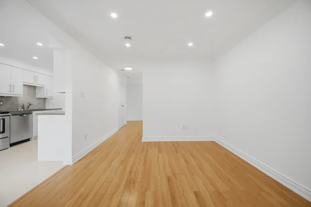 #185-2170 Bromsgrove Road, Mississauga - photo 8