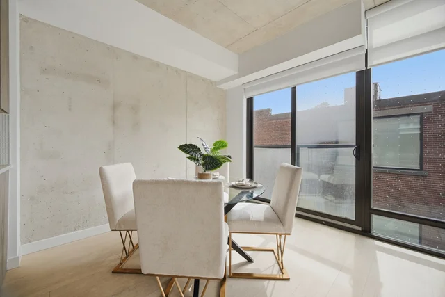 #225-246 Logan Avenue, Toronto - photo 20