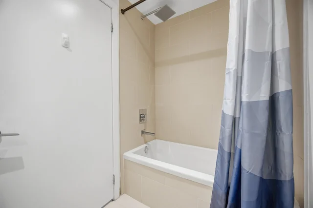 #225-246 Logan Avenue, Toronto - photo 32