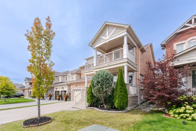8 Farmhouse Crescent, Richmond Hill - photo 4