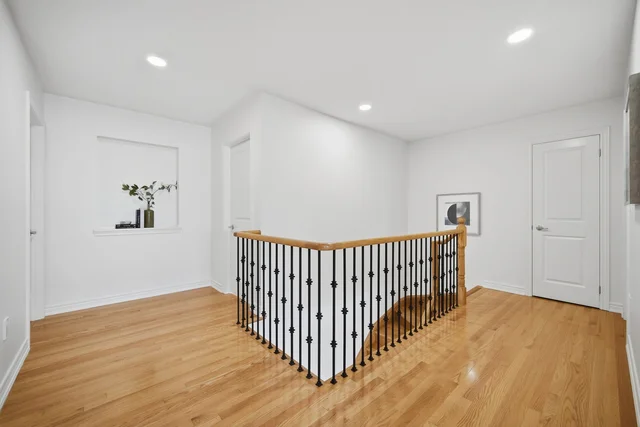 8 Farmhouse Crescent, Richmond Hill - photo 30