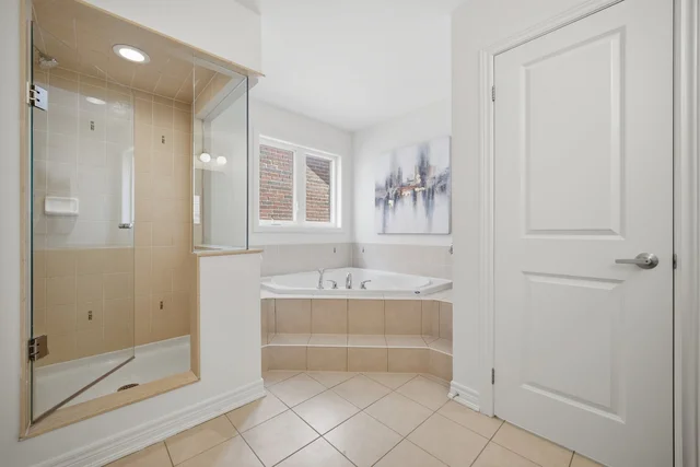 8 Farmhouse Crescent, Richmond Hill - photo 38