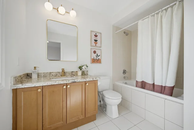 8 Farmhouse Crescent, Richmond Hill - photo 44