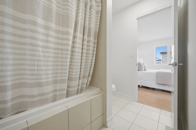 8 Farmhouse Crescent, Richmond Hill - photo 56