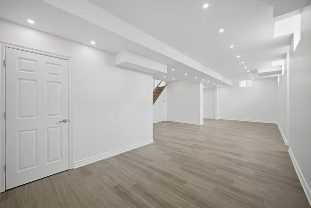 8 Farmhouse Crescent, Richmond Hill - photo 62