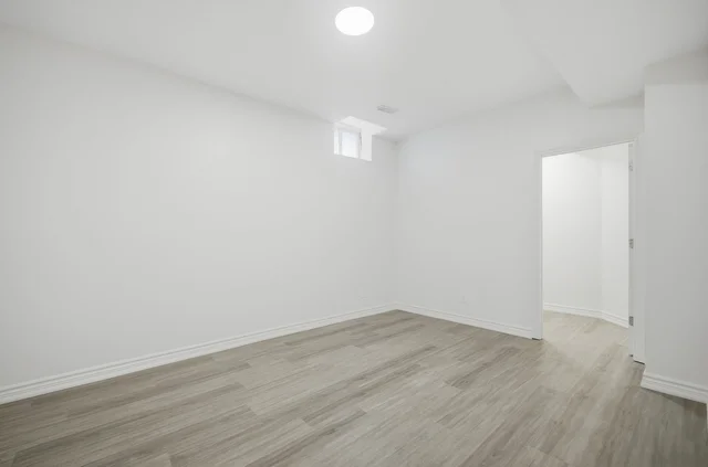 8 Farmhouse Crescent, Richmond Hill - photo 69