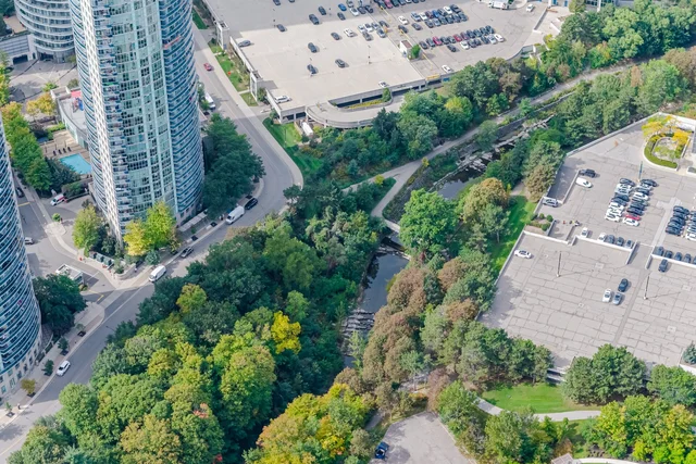 #607-80 Absolute Avenue, Mississauga - photo 86