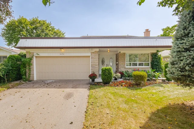 1434 Thorndyke Crescent, Mississauga - photo 1