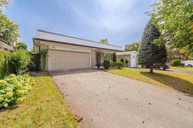 1434 Thorndyke Crescent, Mississauga - photo 4