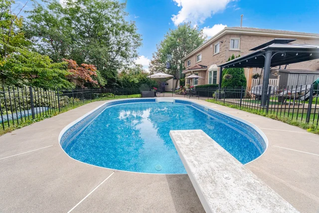 36 Inglenook Court, Whitby - photo 135
