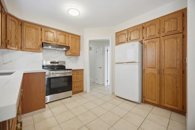 28 Landron Crescent, Toronto - photo 13