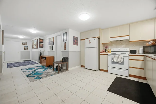 28 Landron Crescent, Toronto - photo 35