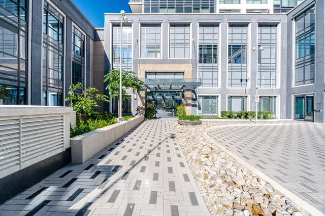 #1327-5 Mabelle Avenue, Etobicoke - photo 10