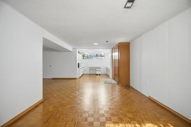 33 Belleglade Court, Toronto - photo 40