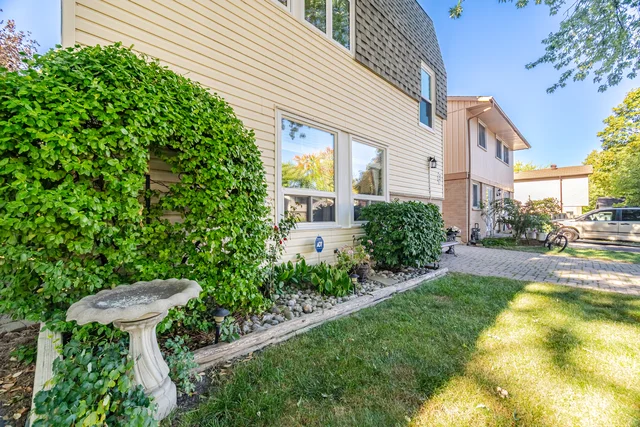 2 Grove Park Square, Brampton - photo 6
