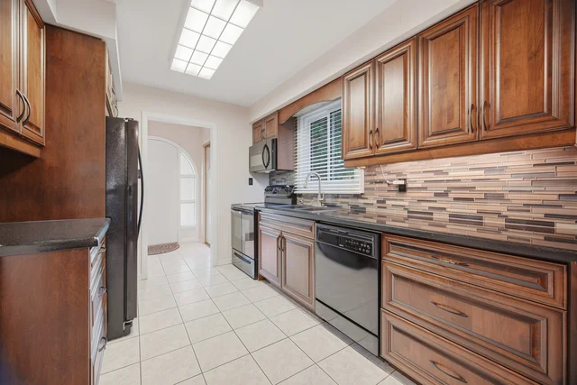 1166 Grand Boulevard, Oakville - photo 21