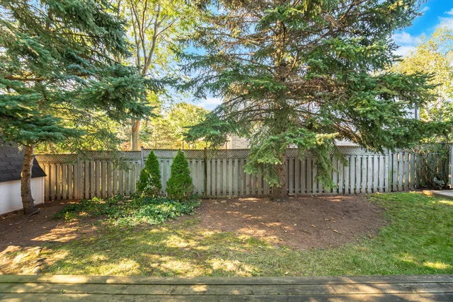 1166 Grand Boulevard, Oakville - photo 67