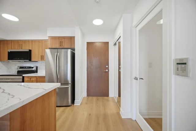 #1203-310 Burnhamthorpe Road West, Mississauga - photo 11