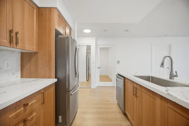 #1203-310 Burnhamthorpe Road West, Mississauga - photo 16