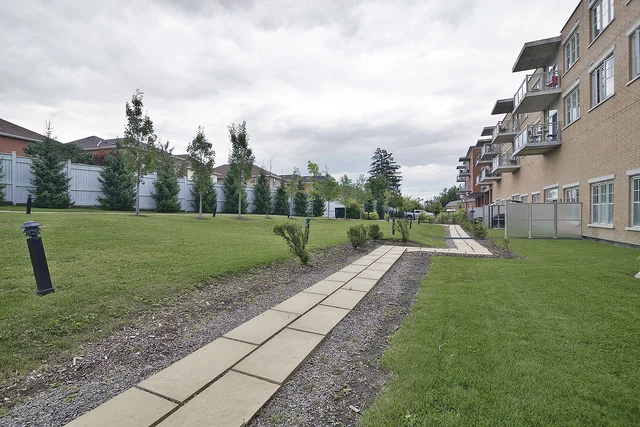 #207-10211 Keele Street, Maple - photo 36
