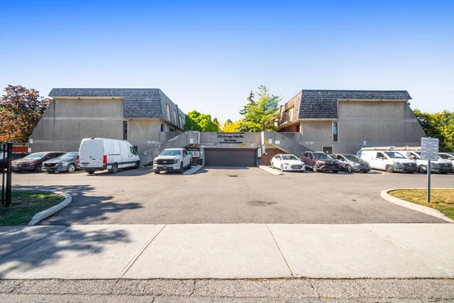 #108-1250 Mississauga Valley Boulevard, Mississauga - photo 1