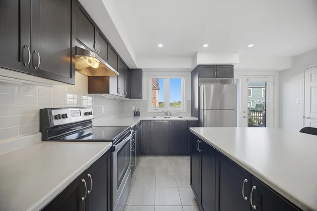 #218-250 Sunny Meadow Boulevard, Brampton - photo 16