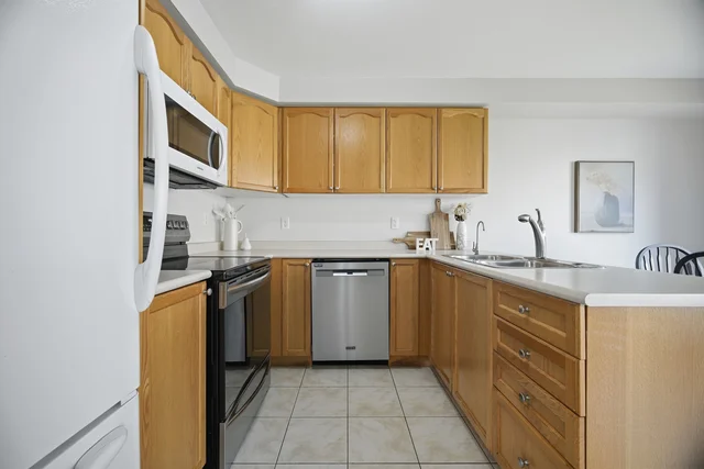 4079 Gunby Crescent, Burlington - photo 47