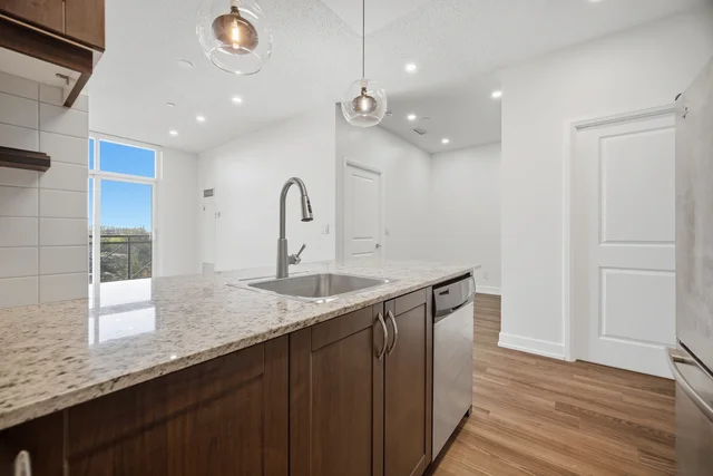 #207-6 Eva Road, Etobicoke - photo 12