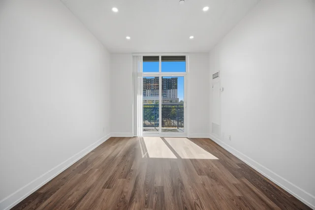 #207-6 Eva Road, Etobicoke - photo 19