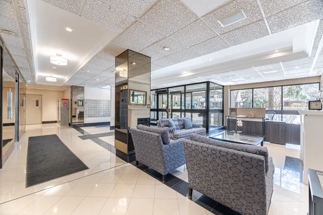 #209-1320 Mississauga Valley Boulevard, Mississauga - photo 3