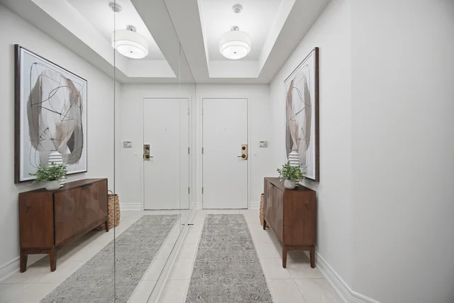10 Old Mill Trail #210, Etobicoke - photo 5
