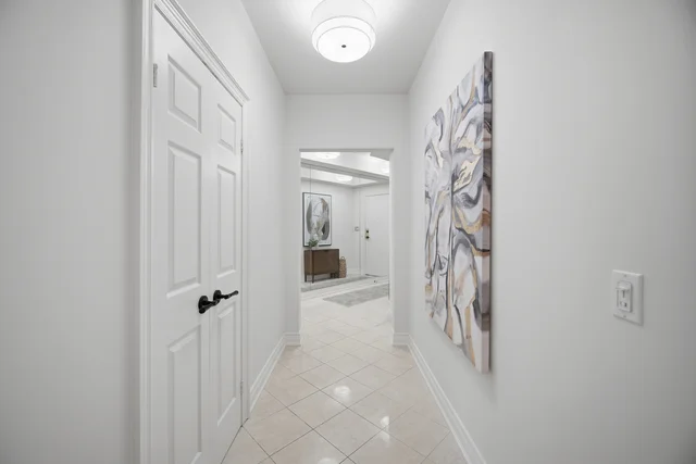 10 Old Mill Trail #210, Etobicoke - photo 7
