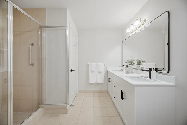 10 Old Mill Trail #210, Etobicoke - photo 32