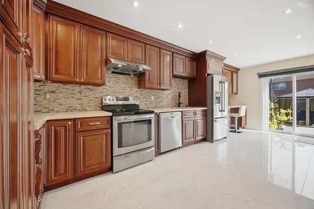 77 Arthurs Crescent, Brampton - photo 15