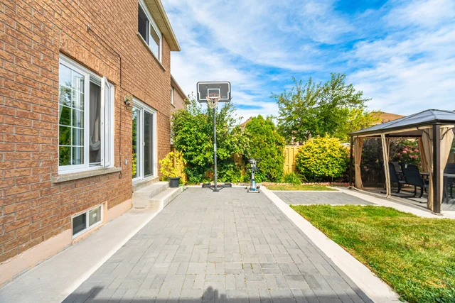 77 Arthurs Crescent, Brampton - photo 54
