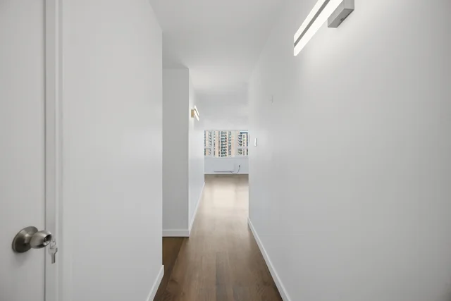 #1204-121 Ling Road, Scarborough - photo 5