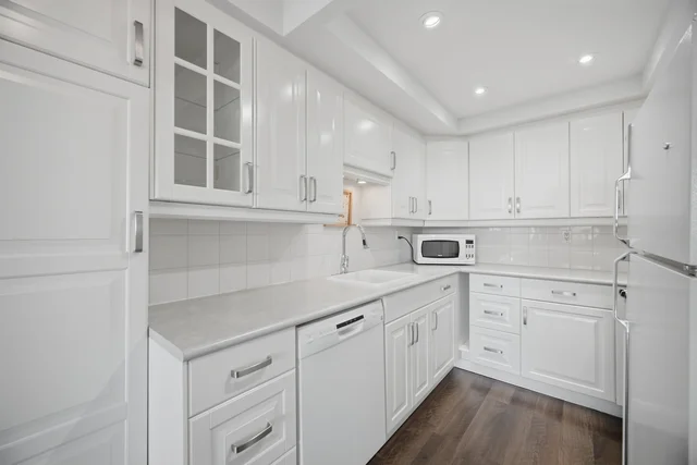 #1204-121 Ling Road, Scarborough - photo 10