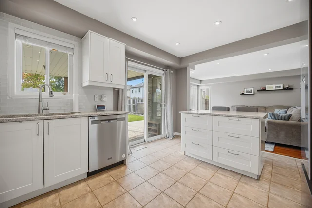 1014 Bradley Terrace, Milton - photo 31