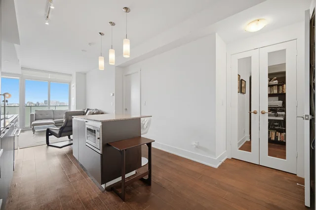 #2505-200 Bloor Street West, Toronto - photo 8