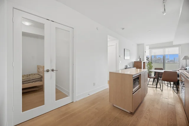 #1203-200 Bloor Street West, Toronto - photo 10