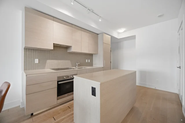 #1203-200 Bloor Street West, Toronto - photo 12