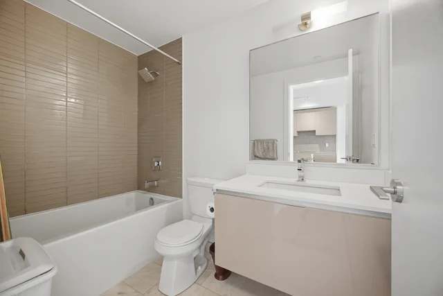 #1203-200 Bloor Street West, Toronto - photo 33