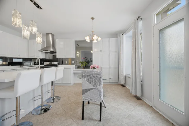 2249 Crestmont Drive, Oakville - photo 26