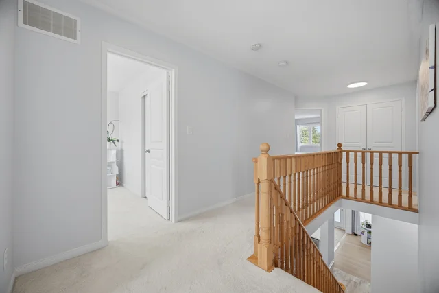 2249 Crestmont Drive, Oakville - photo 36